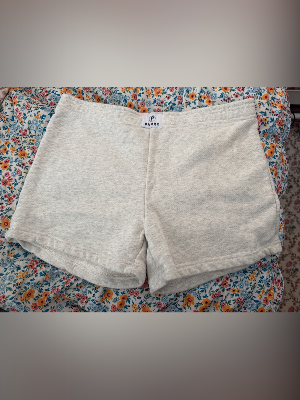 PARKE Heather Grey French
Terry Boxer Sweatshorts
Womens Size M High Waist